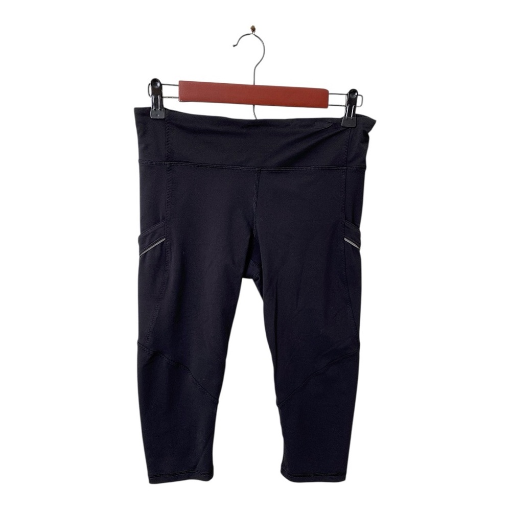 Lululemon Black Capri Athletic Leggings Sz 6 Side Pockets 17" Inseam